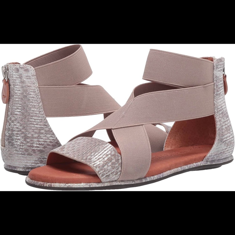 Gentle Souls by Kenneth Cole Elastic Sandal